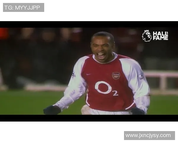 亨利足球明星头像高清展示与解析带你领略传奇球员的风采与魅力 亨利足球明星头像高清展示与解析带你领略传奇球员的风采与魅力