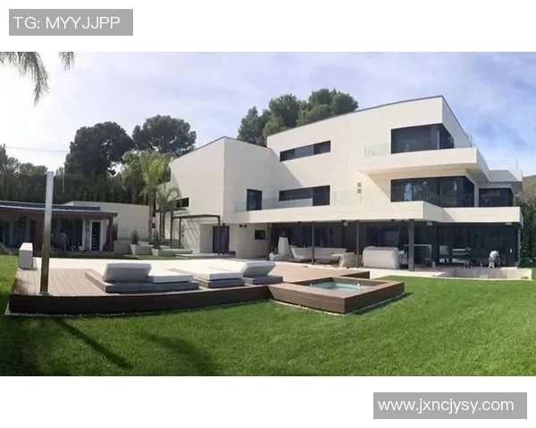 国内足球明星豪华别墅出租体验奢华生活尽享足球魅力 国内足球明星豪华别墅出租体验奢华生活尽享足球魅力