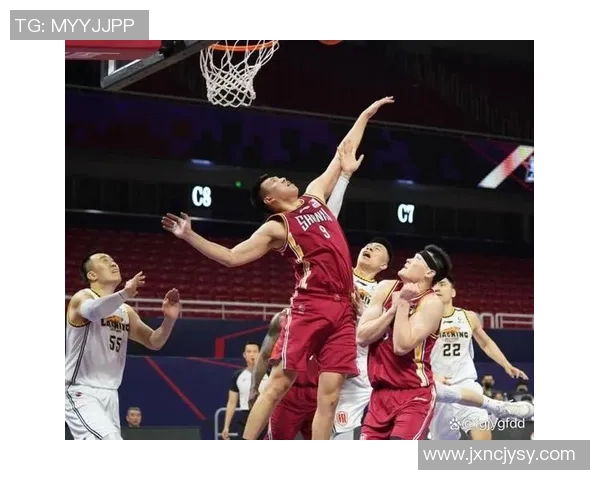 南京篮球队创下新纪录速度排名飙升引发热议 南京篮球队创下新纪录速度排名飙升引发热议